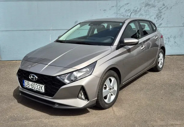 samochody osobowe Hyundai i20 cena 69900 przebieg: 13180, rok produkcji 2023 z Tarnów